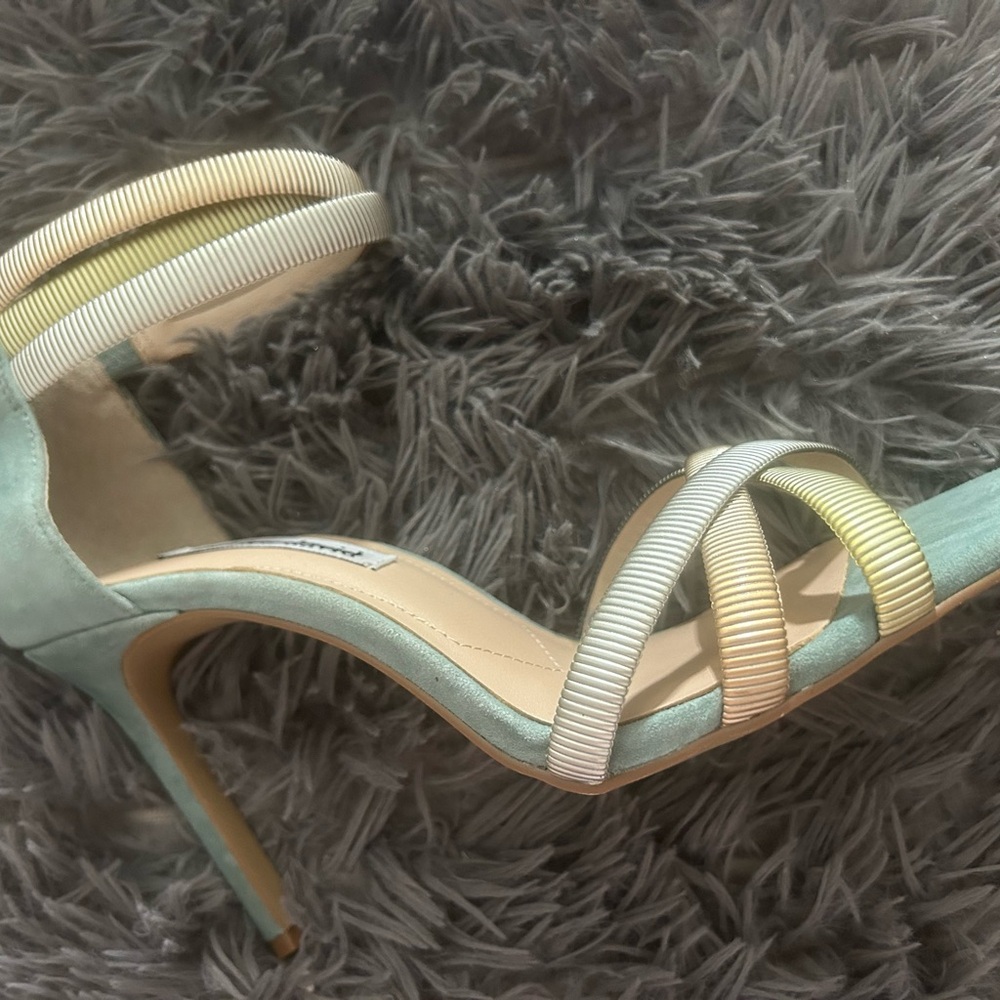New!Charles David Size 11 Strappy high stiletto metallic straps back zipper - Picture 6 of 8